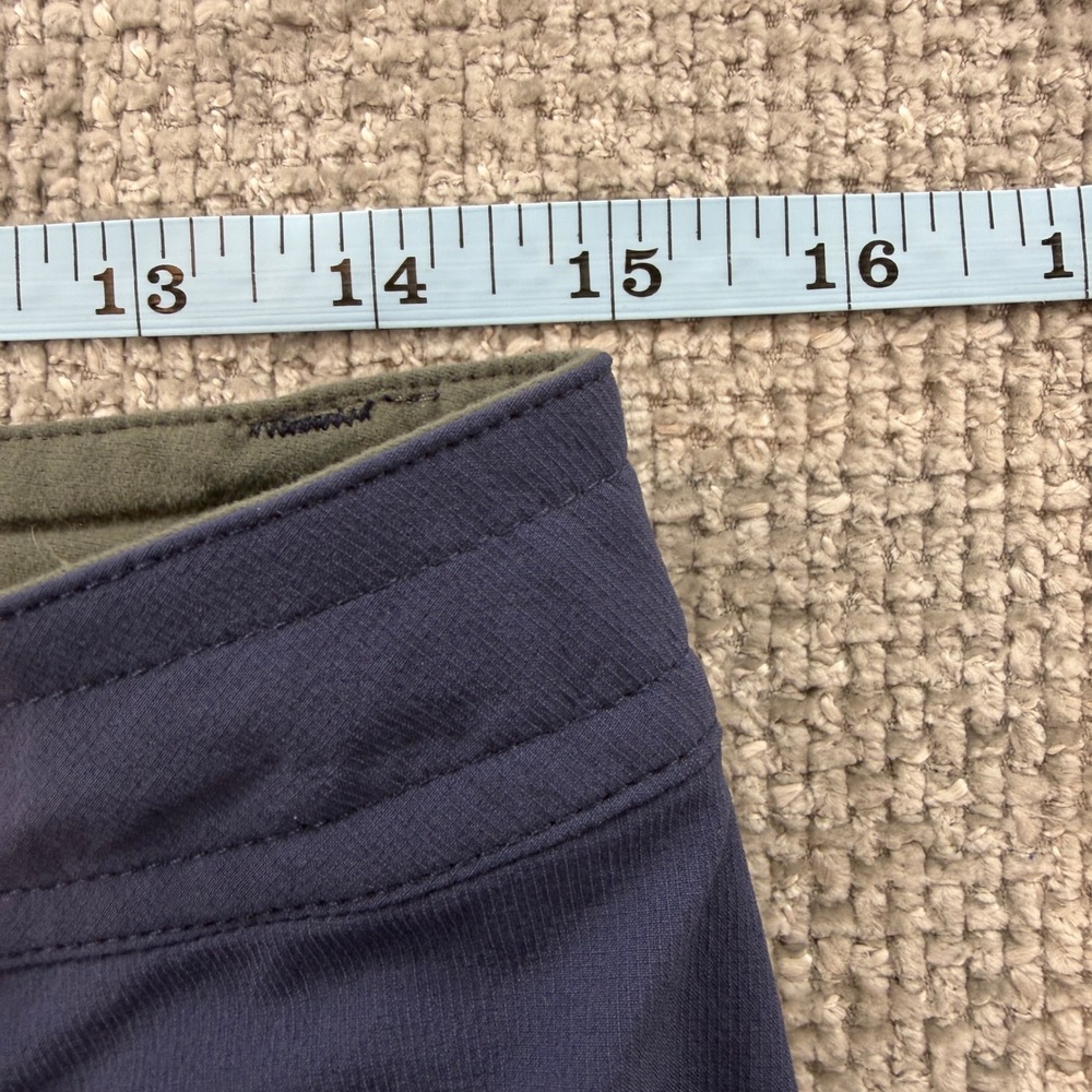 Outdoor Research Ferrosi Capris Women Size 6 Naval Blue Hiking UPF‎ 50+ Active - Picture 10 of 12
